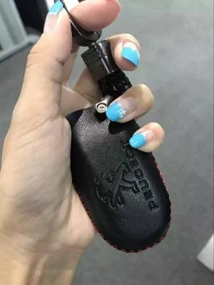 Bao da chìa khóa Peugeot