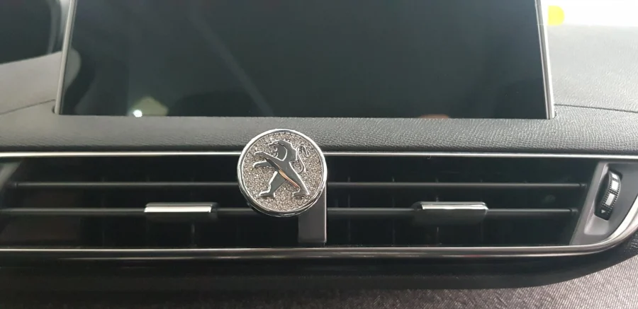 nuoc-hoa-cua-gio-xe-peugeot