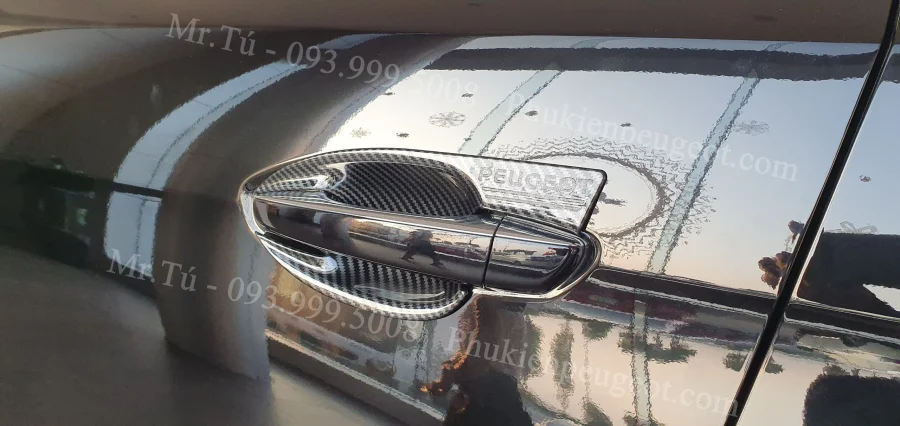 op-cacbon-tay-nam-cua-peugeot (25)