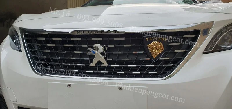 Logo Peugeot trang trí xe