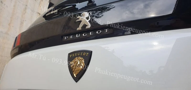 Logo Peugeot trang trí xe 