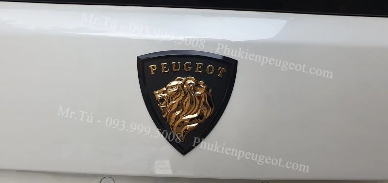 Logo Peugeot trang trí xe