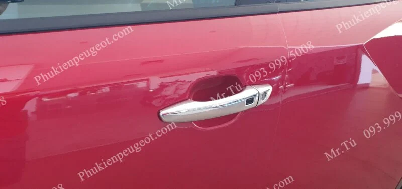 Ốp tay nắm cửa xe Peugeot 2008
