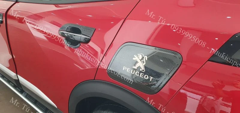 ốp nắp bình xăng Peugeot 2008