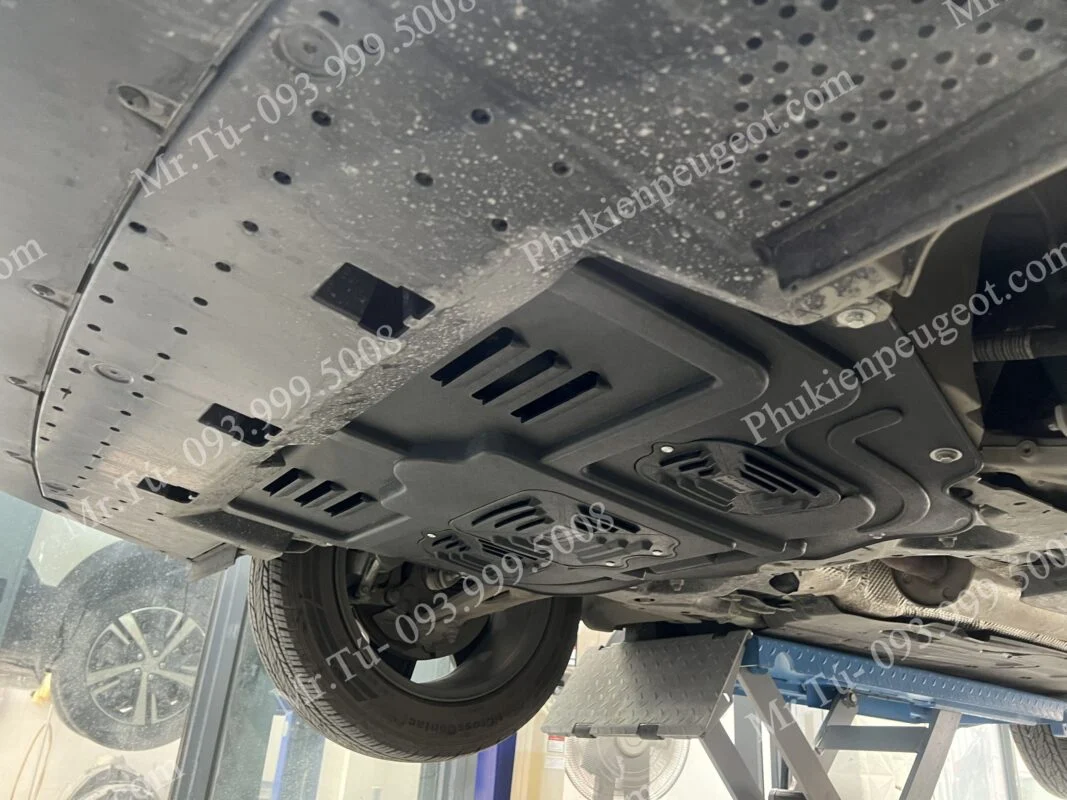 Chắn gầm xe Peugeot 408