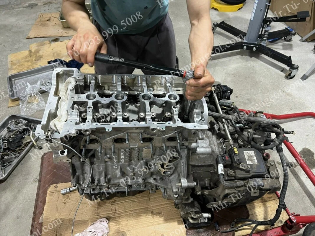 Đại tu động cơ Peugeot 508