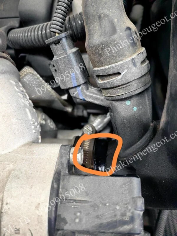 ống gió turbo xe Peugeot 3008