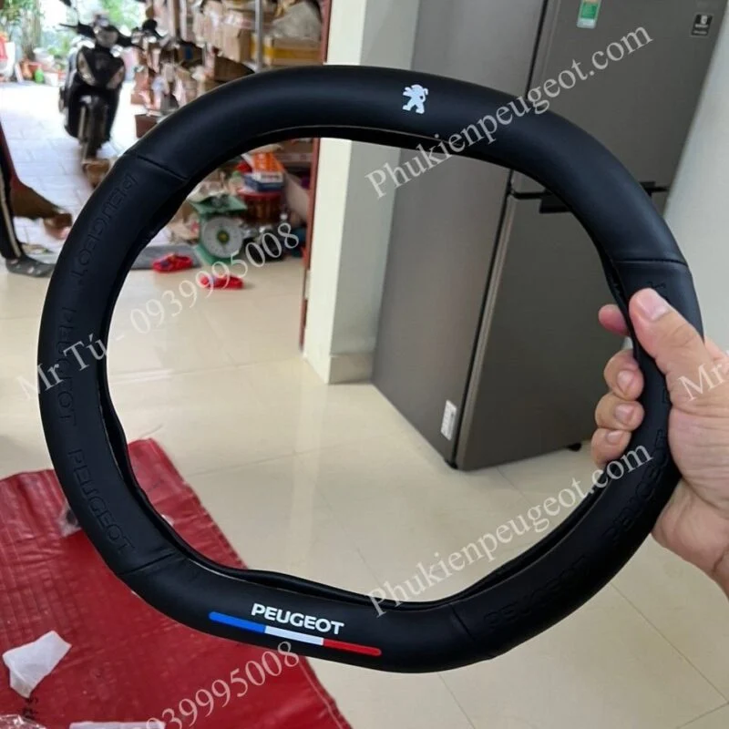 bọc vô lăng nào cho xe Peugeot