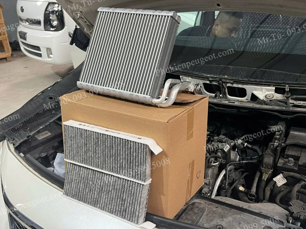 điều hoà xe Peugeot 3008