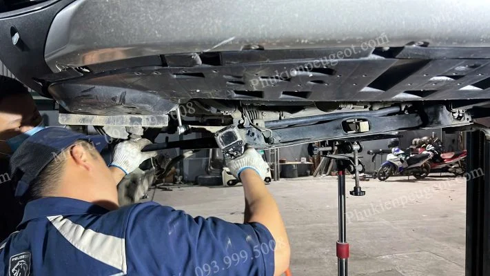 rotuyn thước lái xe Peugeot
