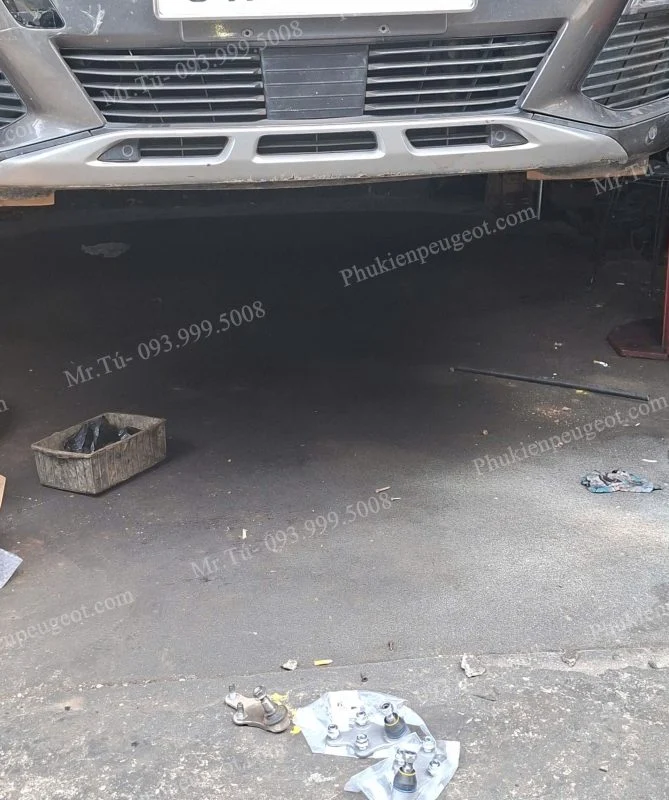 rotuyn càng A xe Peugeot 5008