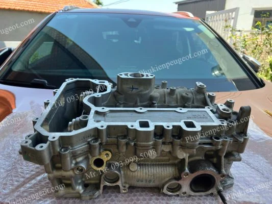 Lốc máy xe Peugeot 2008